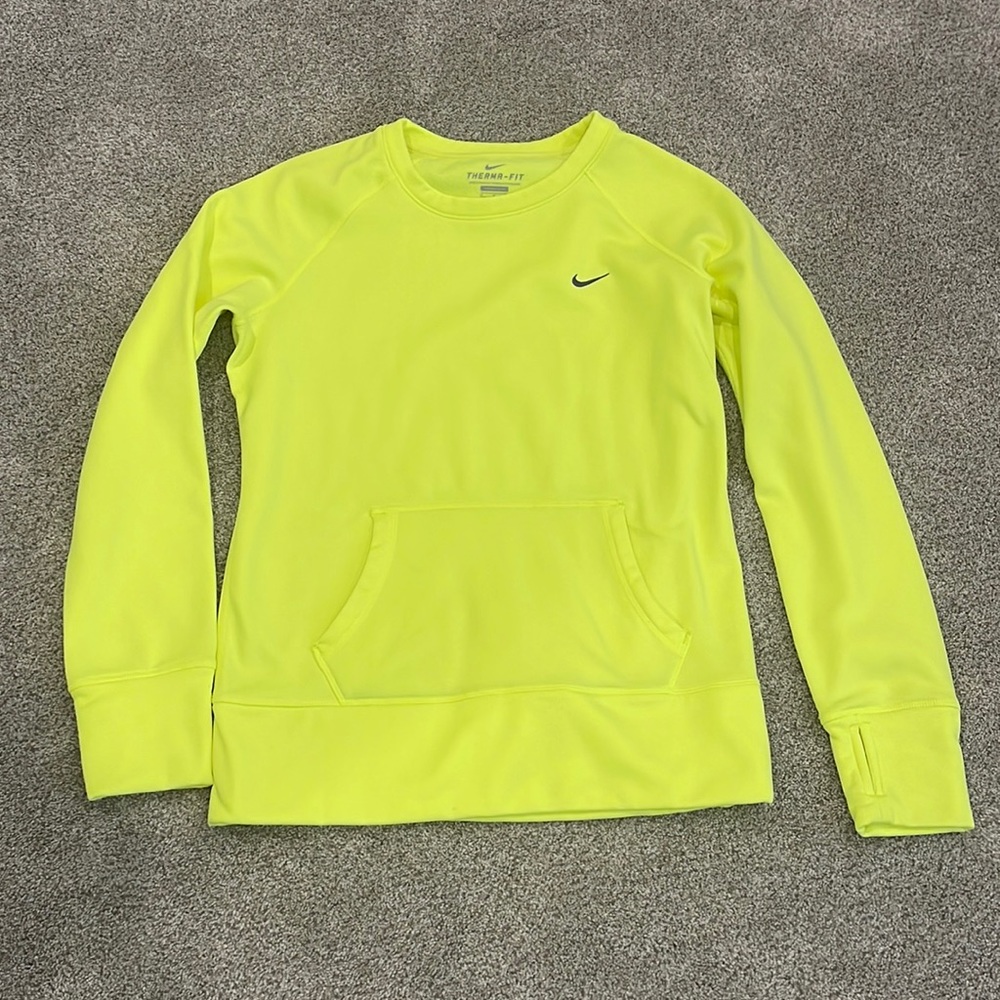 🛍️ Nike Therma Fit Sweatshirt